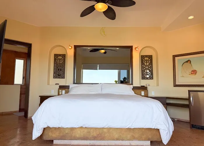 Spectacular Views In Palmilla Villa