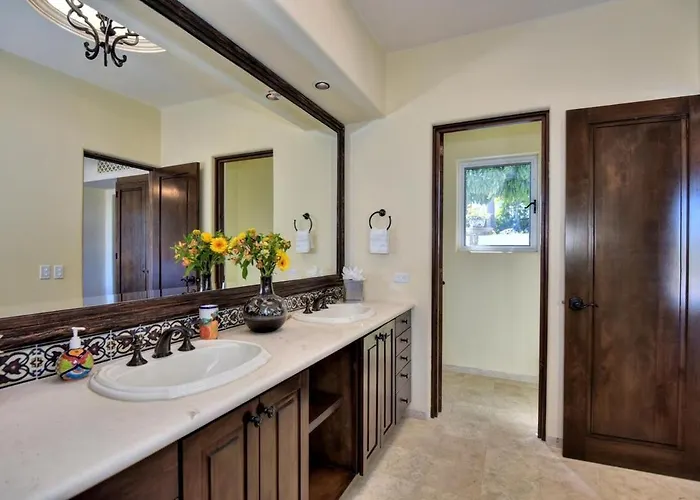 Spectacular Views In Palmilla Villa *